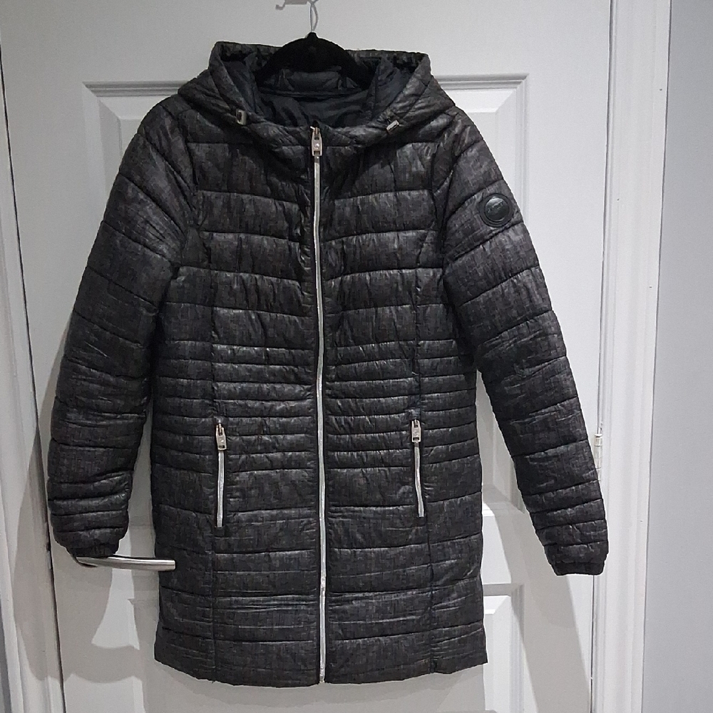 GUC Woman POINT ZERO Quilted Hooded Jacket/ Coat